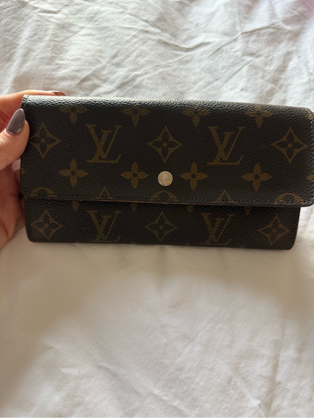 Louis Vuitton Monogram Canvas Sarah Snap Wallet
